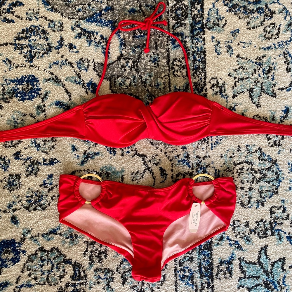 NWT Victoria’s Secret Bikini